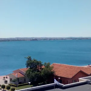 rezervați aici